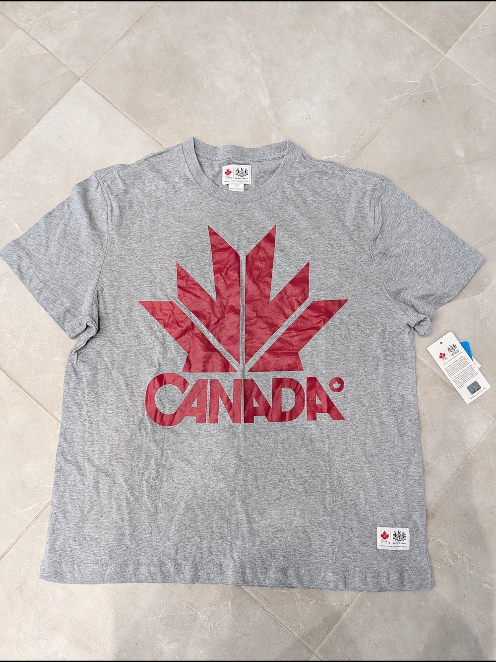 2/$35 Team Canada Olympic T-Shirt – Men’s Large – Hudson’s Bay – New